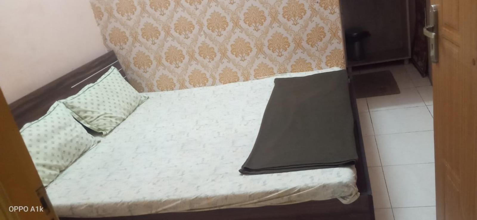 Ds Residency Varanasi-Prime Location-Parking Buitenkant foto